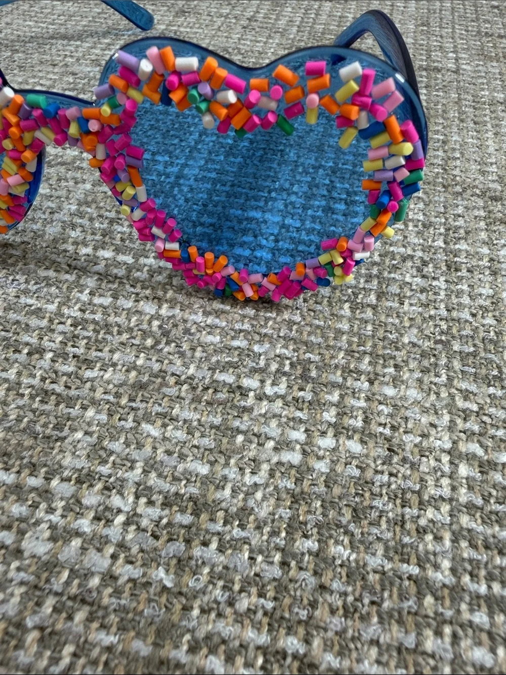 Heart-Shaped Blue Lens Sunglasses with Colorful Bead Trim sprinkles 90’s Y2K